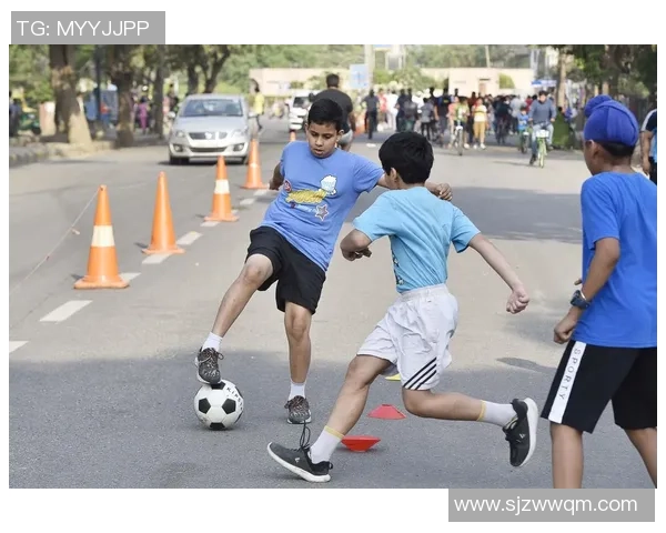 足球巨星化身街头球员展现真实风采与激情对决